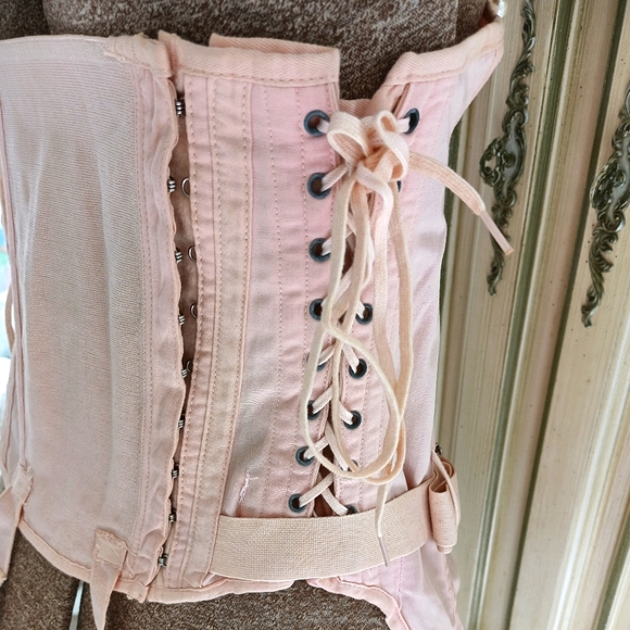 VINTAGE "CAMP" BALLERINA PINK FAN LACE UP CORSET! COTTON/ RAYON. UNWORN! - Picture 8 of 16